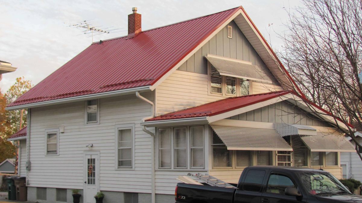 House with Metal Roof from killians Metal Panels 12
